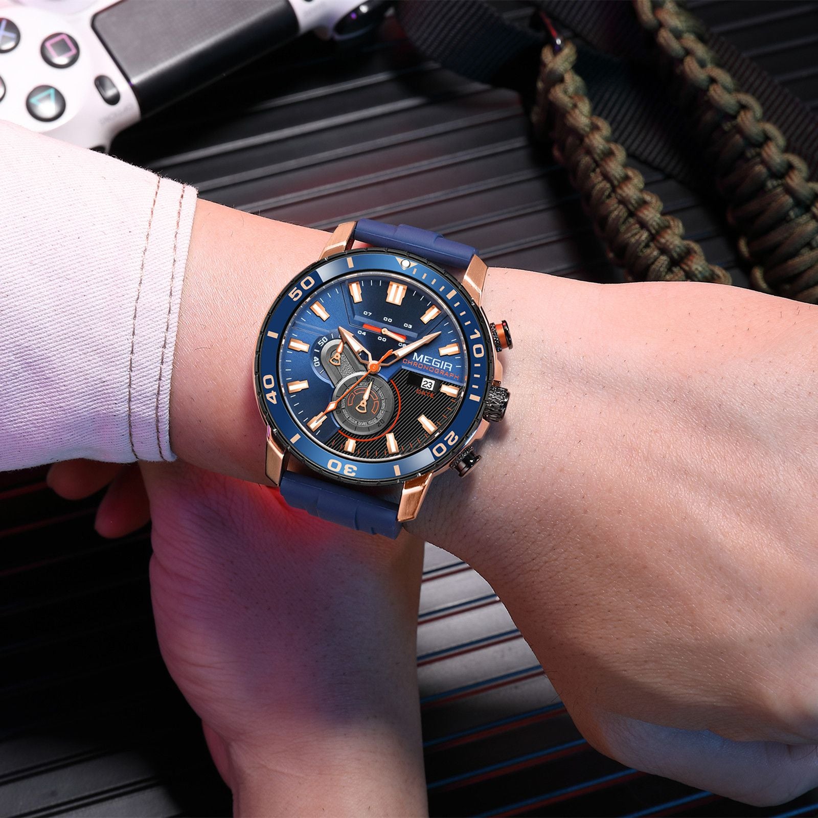 MEGIR Luxury Military Watches for Men Fashion Sport Quartz Wristwatch Waterproof Silicone Band Male Clock Chronograph with Date 2224-1