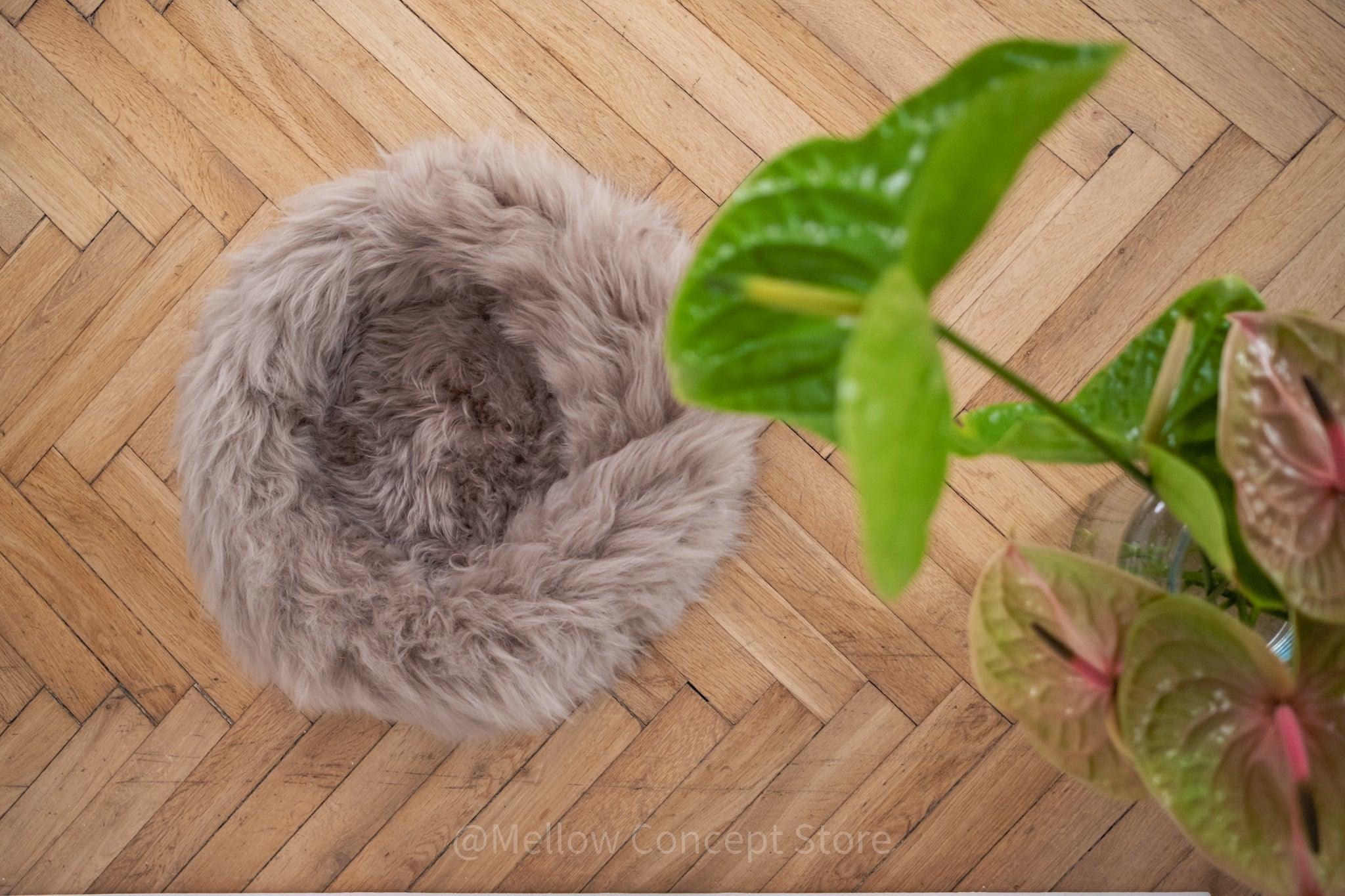 Round Natural Sheepskin Pet Bed - Greige-1