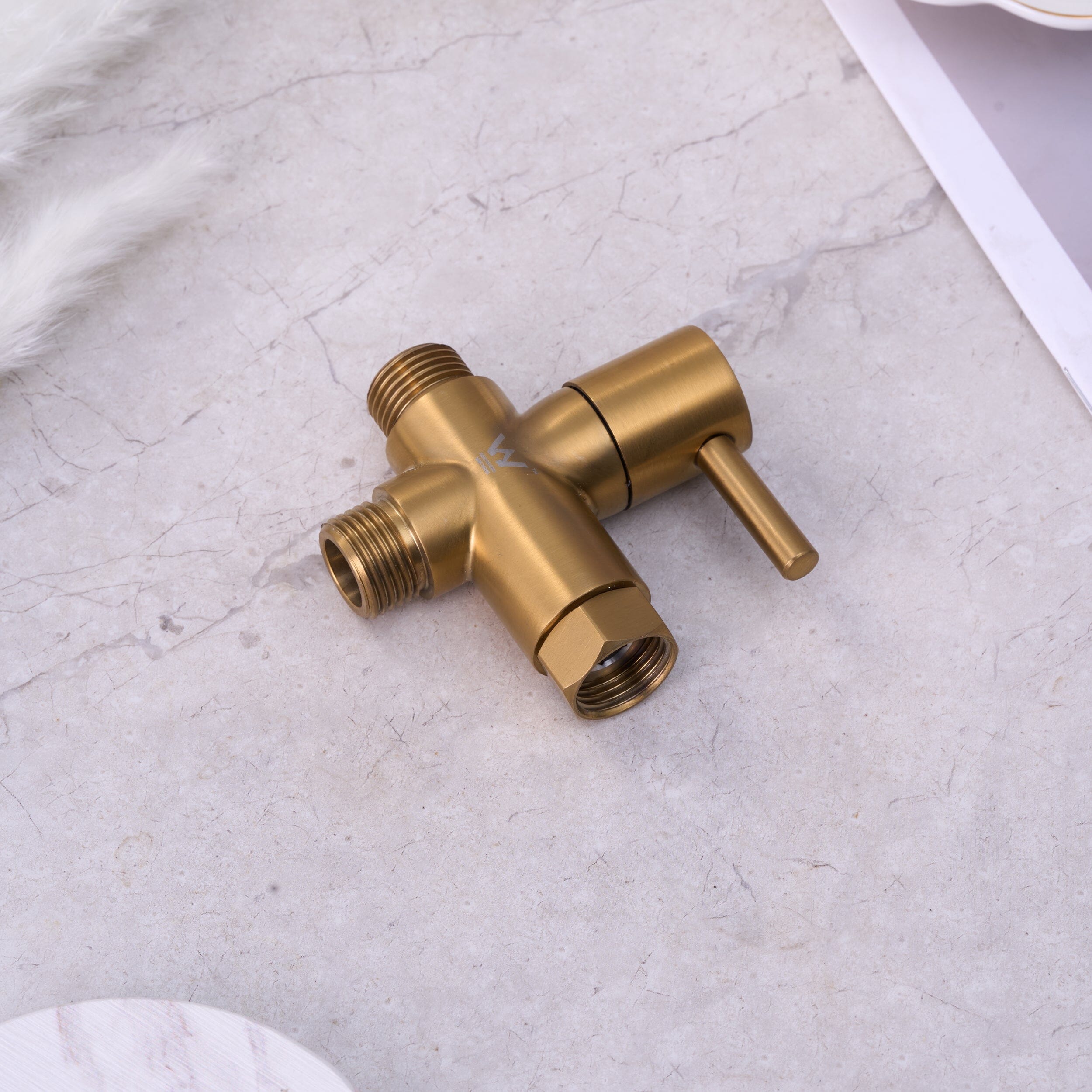 Conor T Adapter/T Valve Gold